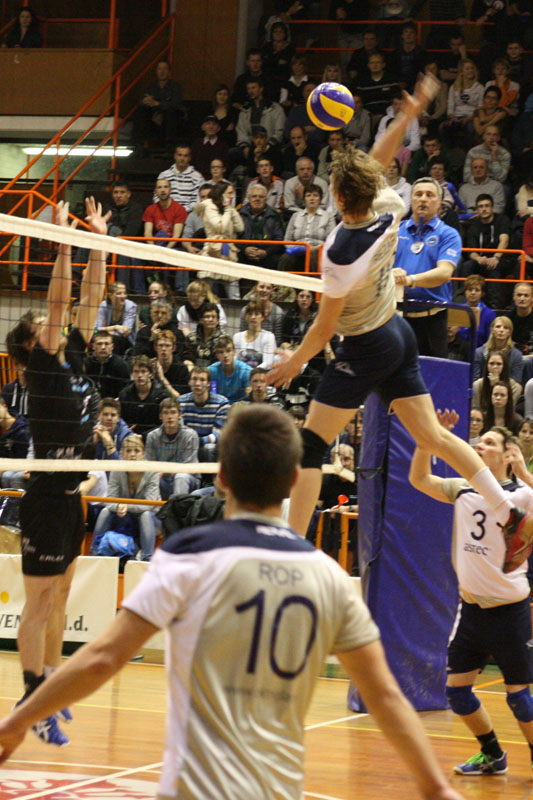 2_finale_20130327_1842841141